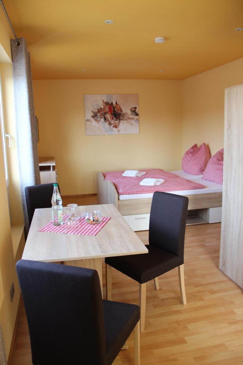 Friederike Wackler Gaestehaus Goppingen Bagian luar foto